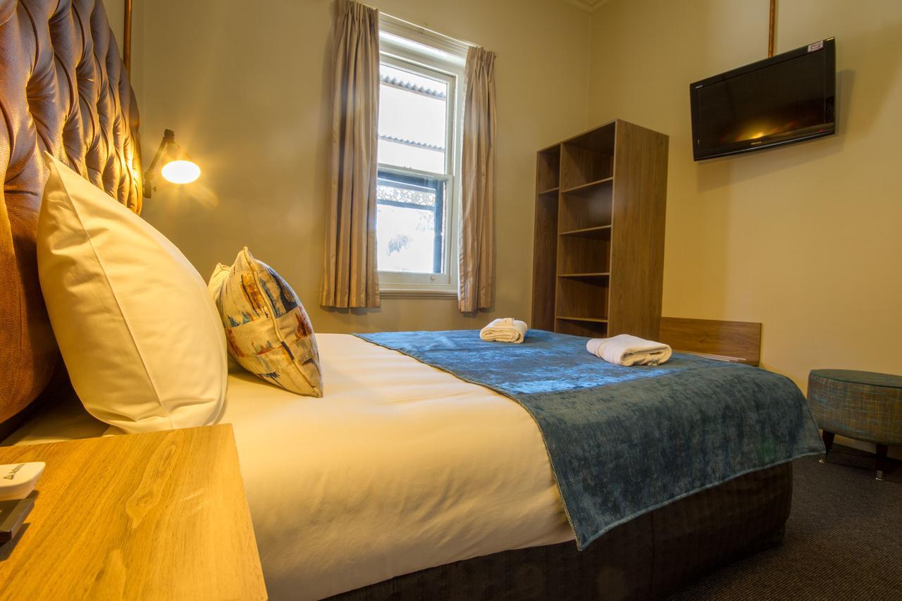 Pretoria Hotel マナム エクステリア 写真