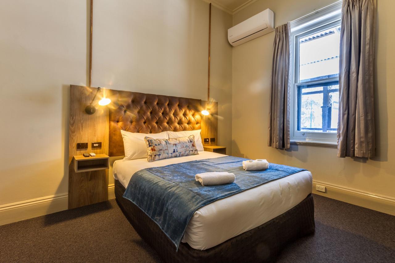 Pretoria Hotel マナム エクステリア 写真